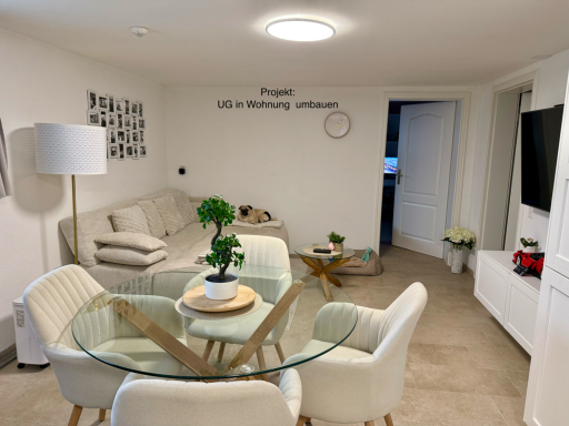 UG in Wohnung umgebaut - Nachher